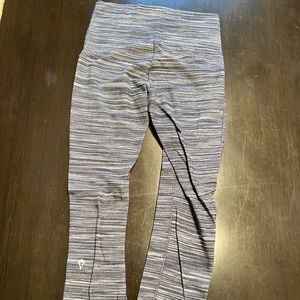 Girls Ivivva Heather Gray Full Length Leggings - Size 10